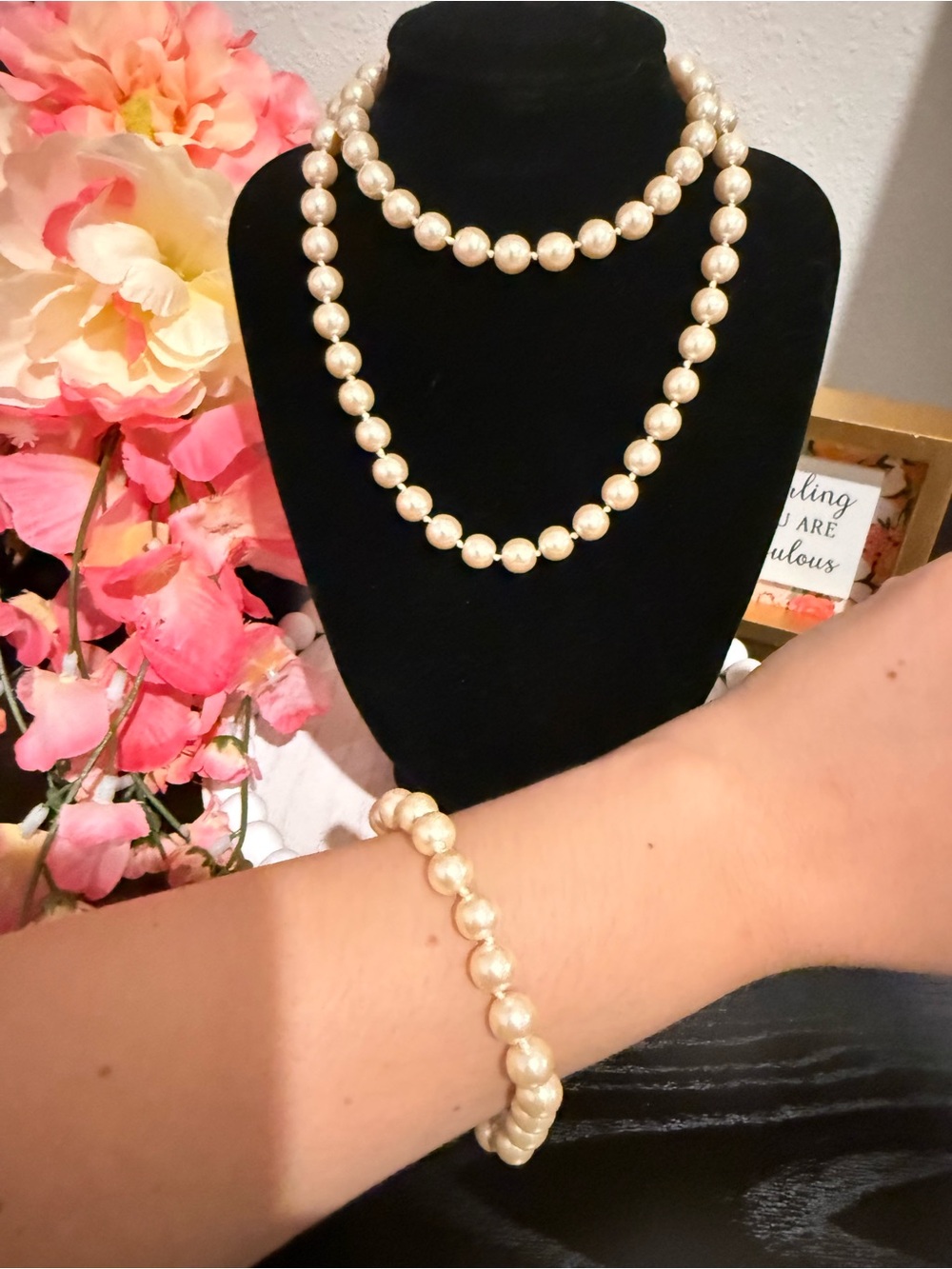 Vintage Faux Pearl Necklace & Bracelet Set Cream Ivory Classic Jewelry
